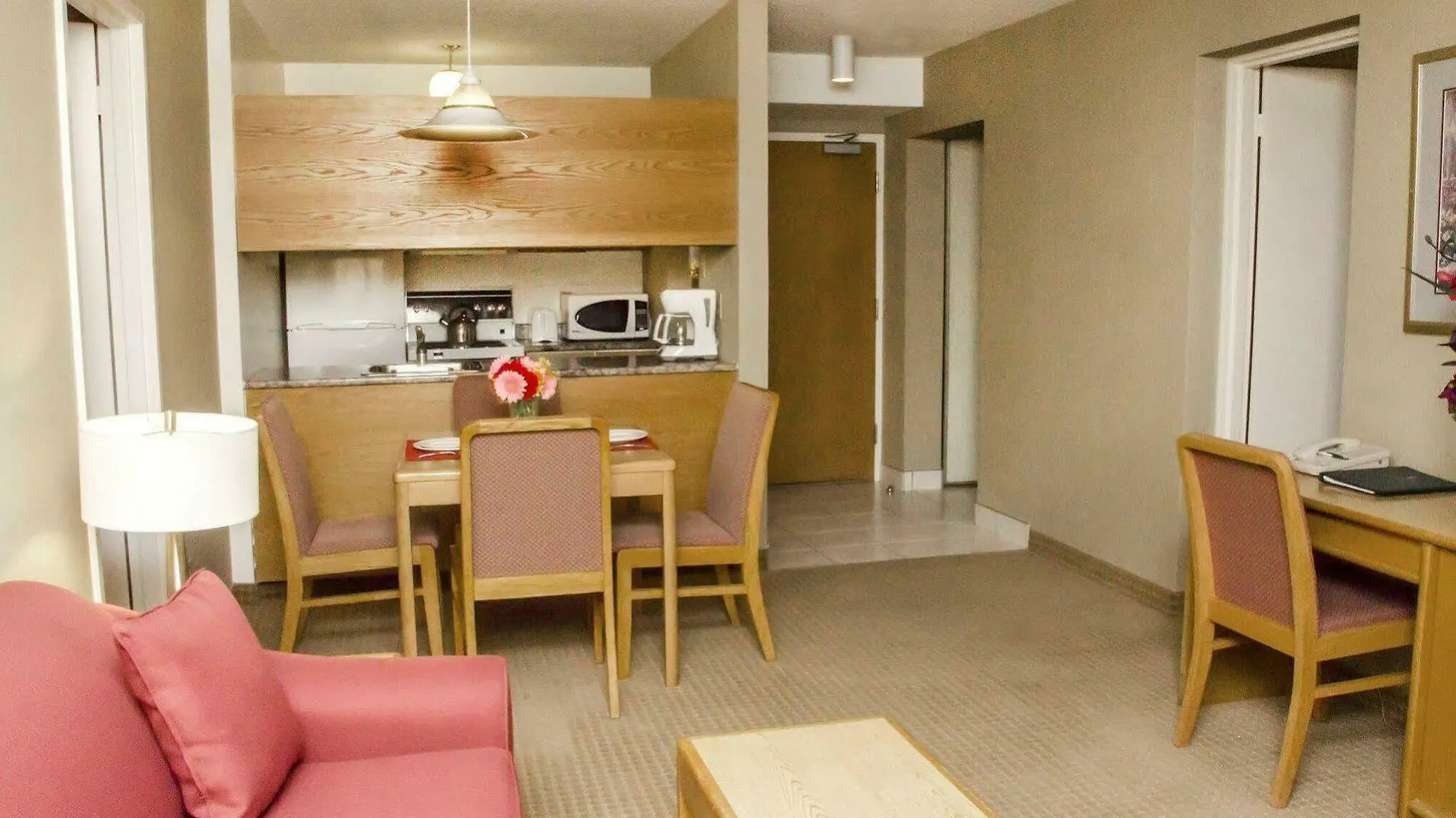 Cartier Place Suite Hotel Оттава